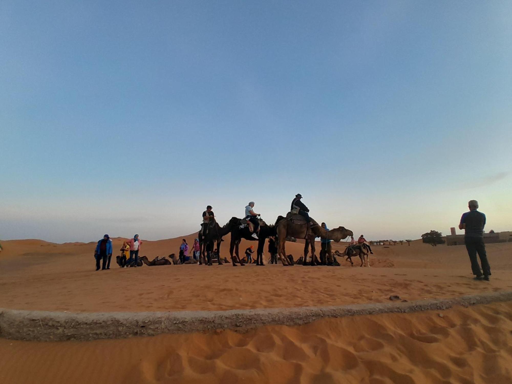 Camel Trekking Desert Camp Merzouga Zewnętrze zdjęcie